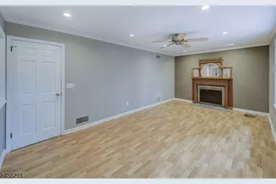 9 Amherst Ct, Clinton Township, NJ 08801 - Photo 12