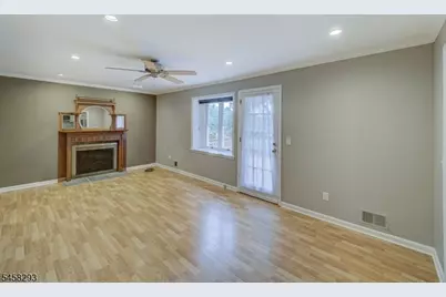 9 Amherst Ct, Clinton Township, NJ 08801 - Photo 14