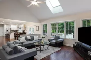 8 Downingtown Ct, Warren Township, NJ 07059 - Photo 12