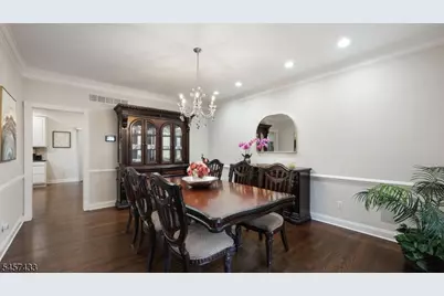8 Downingtown Ct, Warren Township, NJ 07059 - Photo 6