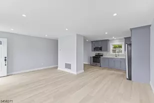 97 Cedar Hill Ave, Belleville, NJ 07109 - Photo 10