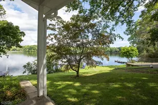 28 Laketop Dr, Hampton Township, NJ 07860 - Photo 6