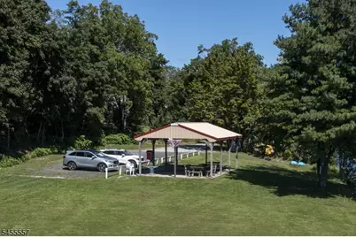 28 Laketop Dr, Hampton Township, NJ 07860 - Photo 18
