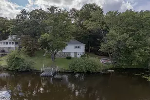28 Laketop Dr, Hampton Township, NJ 07860 - Photo 24