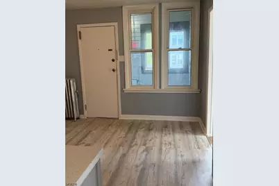 814 S 19th St, Newark, NJ 07108 - Photo 2
