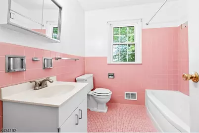 68-86 New Engave #32, Summit, NJ 07901 - Photo 12