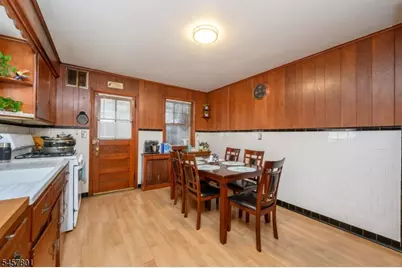 25 Broad Ter, Bloomfield, NJ 07003 - Photo 6