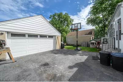 25 Broad Ter, Bloomfield, NJ 07003 - Photo 30