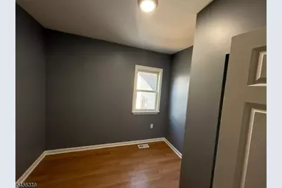20 Montrose Ter, Irvington, NJ 07111 - Photo 4