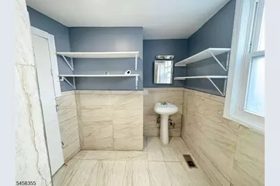 239 S Clinton St #1, East Orange, NJ 07018 - Photo 12