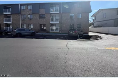 293-307 Main Street U-2 #2 E, Belleville Twp., NJ 07109 - Photo 8