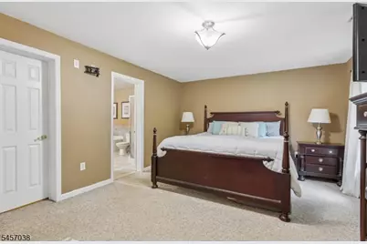 34 Longview Lane, Vernon Twp., NJ 07419 - Photo 24