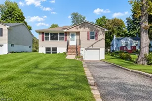 539 Logan Dr, Roxbury Township, NJ 07850 - Photo 1