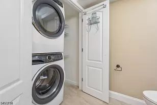 539 Logan Dr, Roxbury Township, NJ 07850 - Photo 14