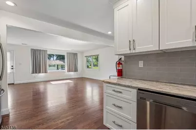 539 Logan Dr, Roxbury Township, NJ 07850 - Photo 6