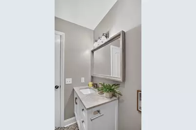 247 Farragut Rd, North Plainfield, NJ 07062 - Photo 32