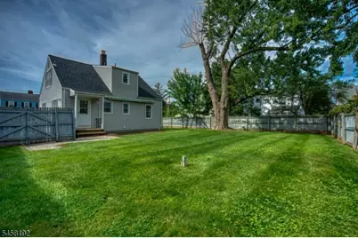 25 Monroe St, Somerville, NJ 08876 - Photo 4
