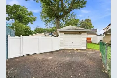 345 E Clay Ave, Roselle Park, NJ 07204 - Photo 40