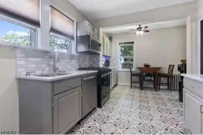 330 Simons Ave, Hackensack, NJ 07601 - Photo 22