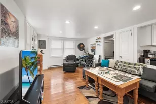 4 Hellers Ln, Jefferson Township, NJ 07849 - Photo 6