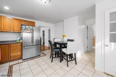 4 Hellers Ln, Jefferson Township, NJ 07849 - Photo 20