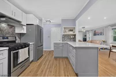 2101 Summit Ter, Linden, NJ 07036 - Photo 8