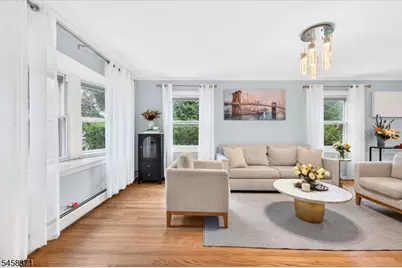 2101 Summit Ter, Linden, NJ 07036 - Photo 4