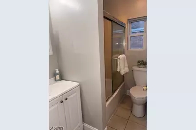 27 Somerset St #2, Somerville, NJ 08876 - Photo 8