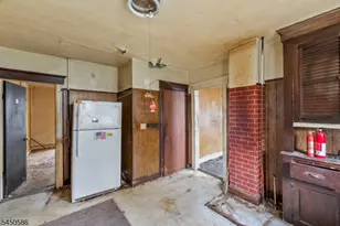 36 Pulaski St, Bloomfield, NJ 07003 - Photo 10