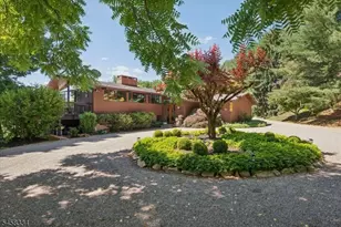 15 Palatine Rd, Tewksbury Township, NJ 07830 - Photo 1