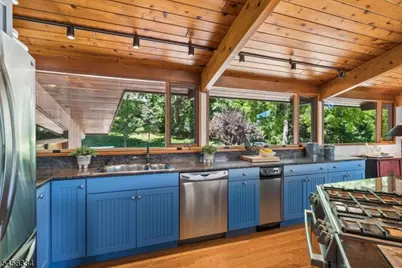 15 Palatine Rd, Tewksbury Township, NJ 07830 - Photo 14