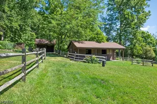 15 Palatine Rd, Tewksbury Township, NJ 07830 - Photo 40