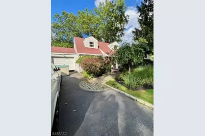 70 Mayfair Dr, West Orange Township, NJ 07052 - Photo 2