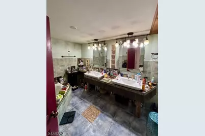 70 Mayfair Dr, West Orange Township, NJ 07052 - Photo 16