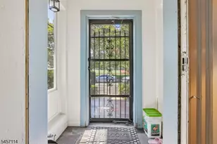 30 Somme St, Newark, NJ 07105 - Photo 4