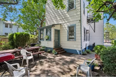 30 Somme St, Newark, NJ 07105 - Photo 38
