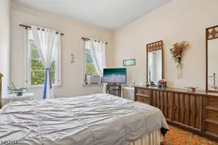 30 Somme St, Newark, NJ 07105 - Photo 26
