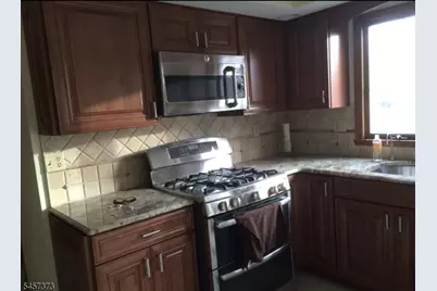 10 Lauren Ct, Byram Township, NJ 07874 - Photo 6