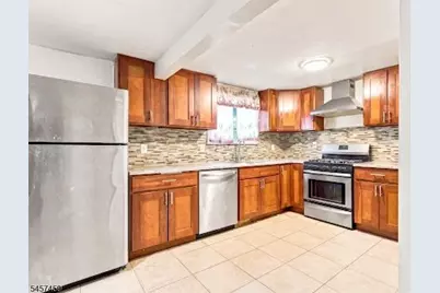 80 Churchill Ave, Franklin Township, NJ 08873 - Photo 4
