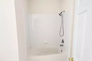 10 Devonshire Dr, Clifton, NJ 07013 - Photo 14