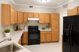 10 Devonshire Dr, Clifton, NJ 07013 - Photo 6
