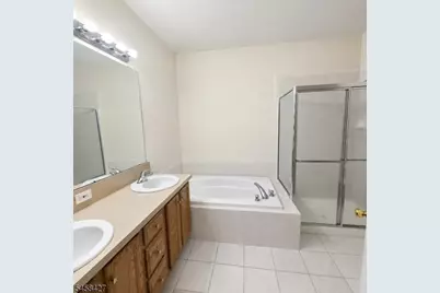 10 Devonshire Dr #141, Clifton, NJ 07013 - Photo 20
