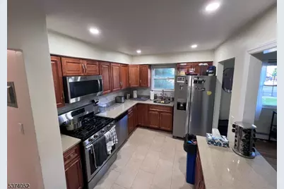 421 Bloomfield Ave #A1, Verona, NJ 07044 - Photo 10