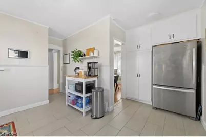 32 Barrington Ave, Clifton, NJ 07011 - Photo 24