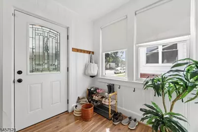 32 Barrington Ave, Clifton, NJ 07011 - Photo 10
