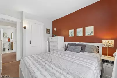 32 Barrington Ave, Clifton, NJ 07011 - Photo 34