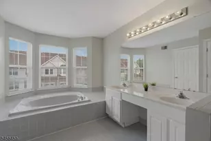 13 Reins Ct, Franklin Township, NJ 08873 - Photo 12