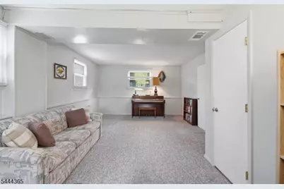 9 Brearly Cres, Mount Olive, NJ 07836 - Photo 18