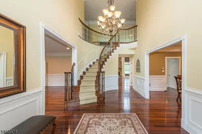 17 Fieldview Dr, Sparta Township, NJ 07871 - Photo 4
