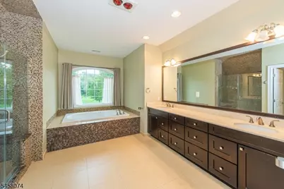 17 Fieldview Dr, Sparta Township, NJ 07871 - Photo 40